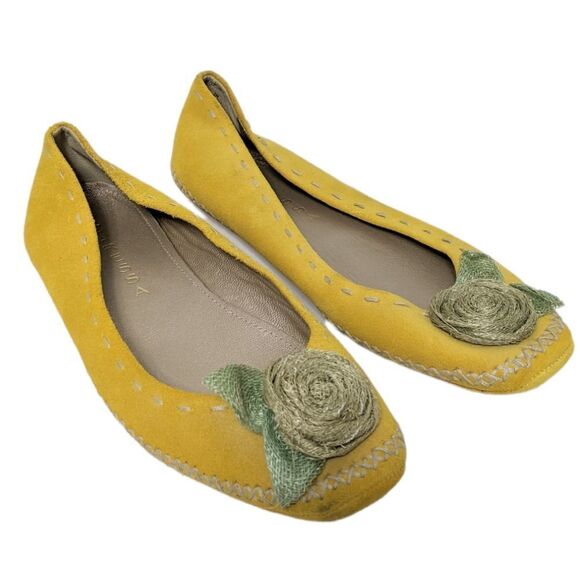 NWOT CARESSA Suede Leather Baller Flats 7 - Picture 1 of 9